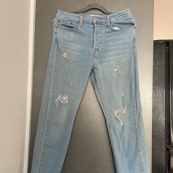 Levi’s Wedgie Straight - Picture 3 of 5